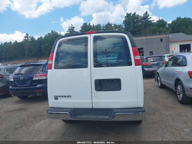 GMC lv1 2021 1GTW7BFP6M1174614 Image 16