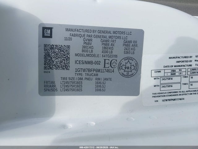 GMC lv1 2021 1GTW7BFP6M1174614 Image 9