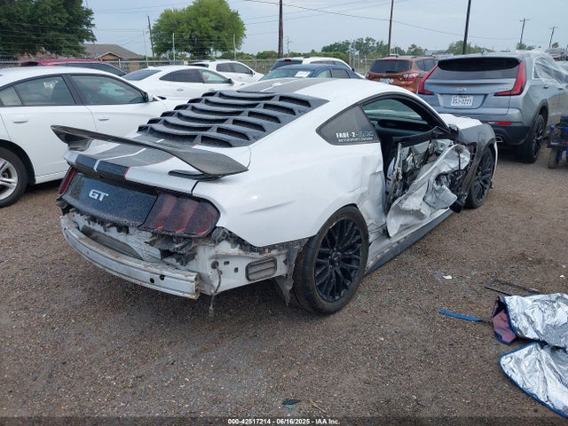 1FA6P8CFXG5284051 Ford 2016