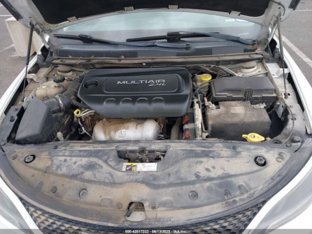 2016 CHRYSLER 200 1C3CCCAB6GN117167 Photo 9