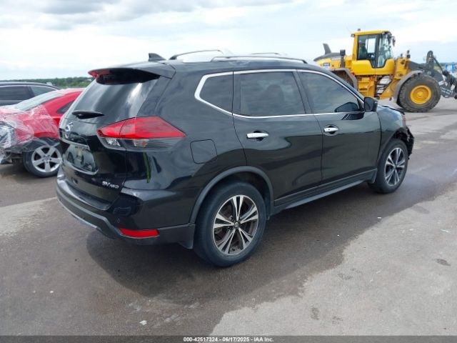 2019 NISSAN ROGUE JN8AT2MV8KW402639 Photo 3