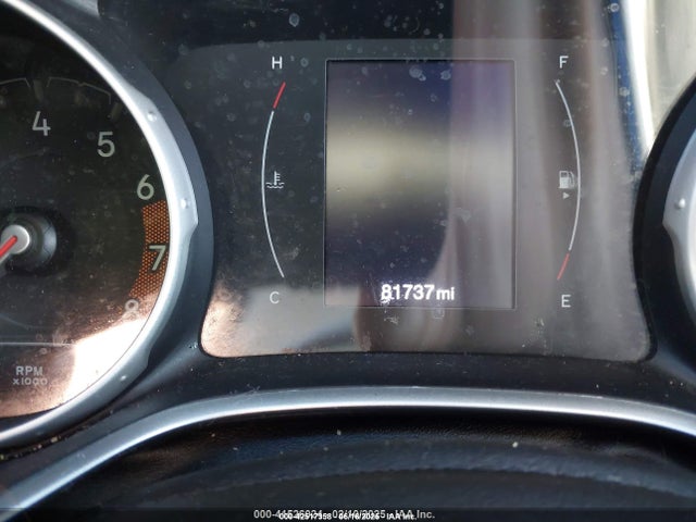 3C4NJCAB6JT368742 Jeep 2018