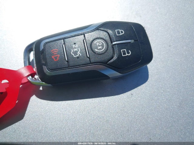 Ford 2016 2016 2FMPK4J98GBB73492 Image 11