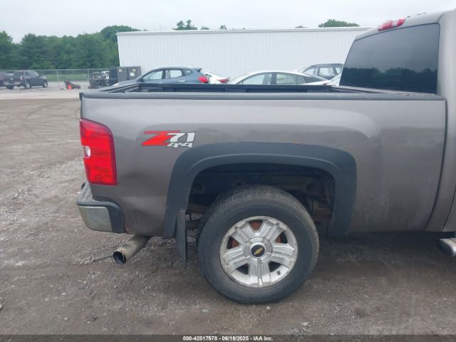 2013 CHEVROLET SILVERADO 1500 1GCRKSE70DZ152901 Photo 5