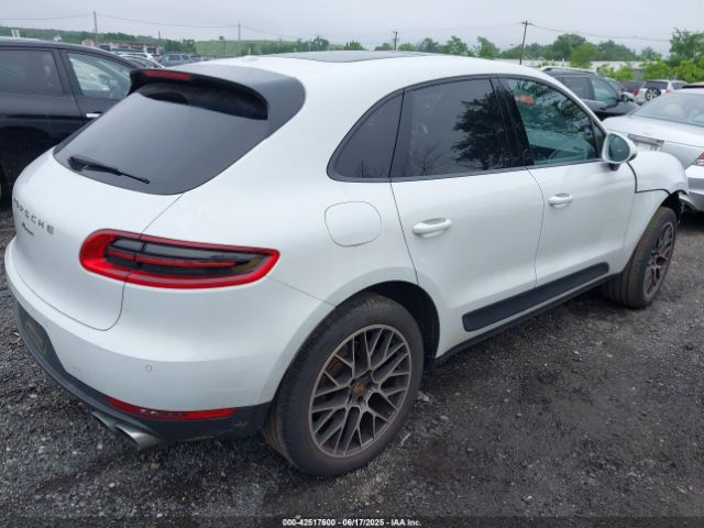 2018 PORSCHE MACAN WP1AA2A53JLB23250 Photo 3