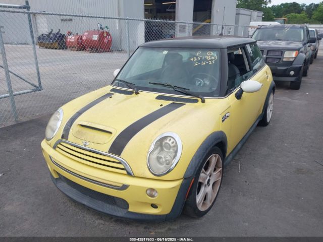 2005 MINI COOPER S WMWRE33565TG96225 Photo 1