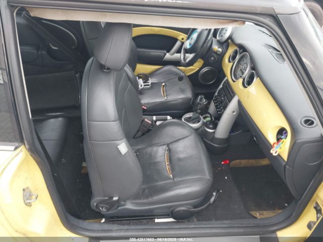 2005 MINI COOPER S WMWRE33565TG96225 Photo 4