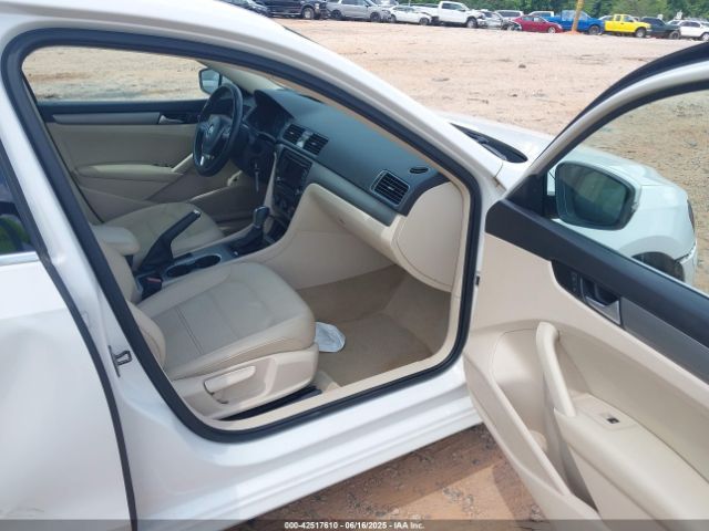 2014 VOLKSWAGEN PASSAT 1VWBT7A3XEC042650 Photo 4