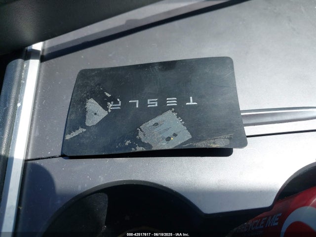 2021 TESLA MODEL Y 5YJYGDEE5MF214886 Photo 10