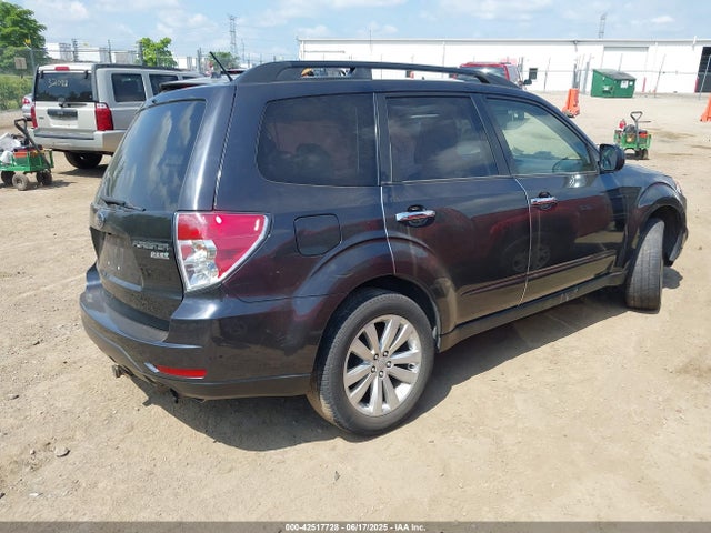 42517728 :رقم المزاد ، JF2SHADC5DH445547 vin ، 2013 Subaru Forester 2.5x Premium مزاد بيع
