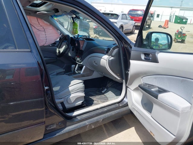 42517728 :رقم المزاد ، JF2SHADC5DH445547 vin ، 2013 Subaru Forester 2.5x Premium مزاد بيع