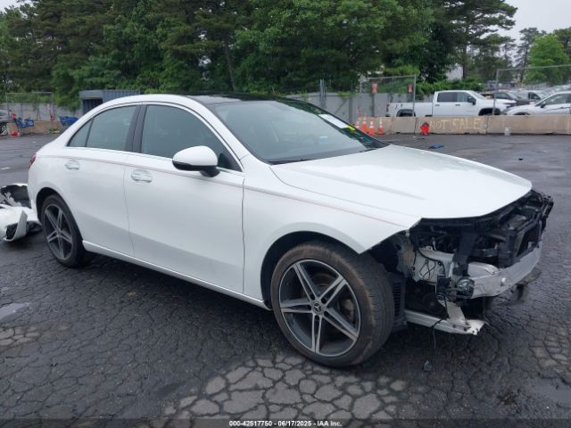 2019 MERCEDES-BENZ A 220 WDD3G4FB0KW035569