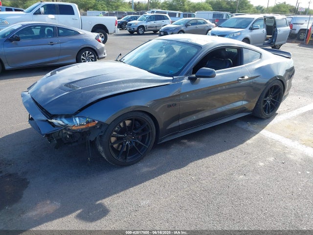 1FA6P8CF1J5109257 Ford 5.0l 4v premium fuel
