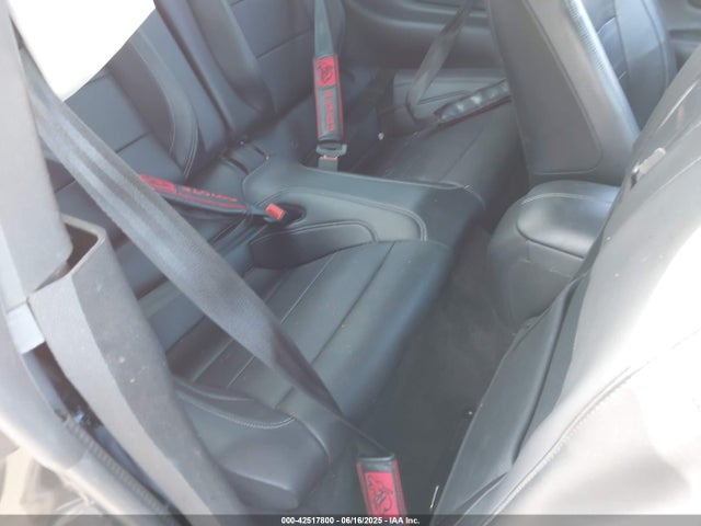 1FA6P8CF1J5109257 Ford 5.0l 4v premium fuel