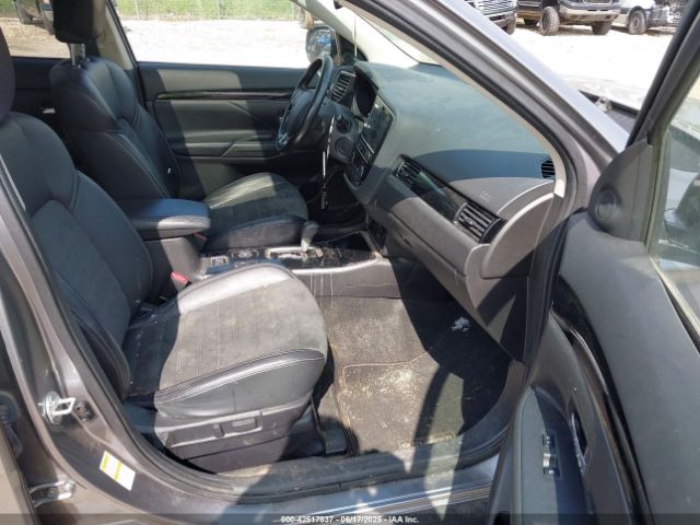 2019 MITSUBISHI OUTLANDER JA4AZ3A31KZ012493 Photo 4
