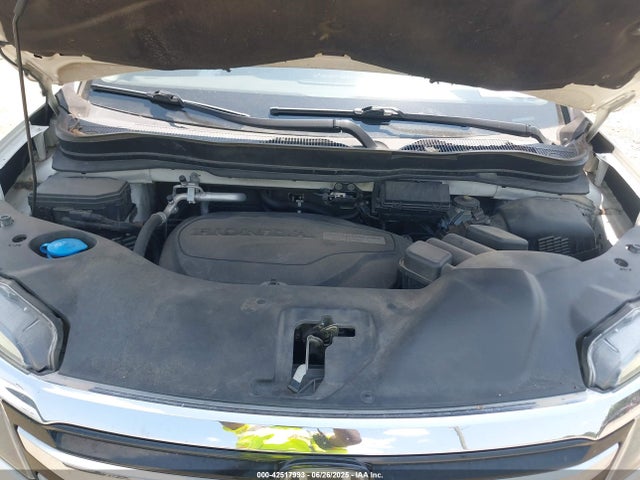Honda j35y6 2017 5FNYF6H93HB030016 Image 10