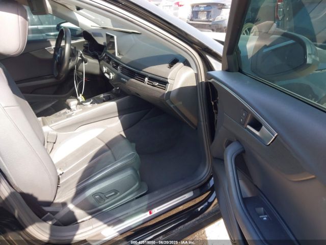 2017 AUDI A4 WAUENAF41HN067631 Photo 4