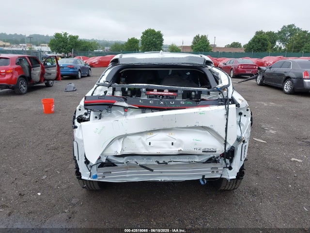 Lexus 2025 2025 JTJAAAAB7SA028301 Image 17