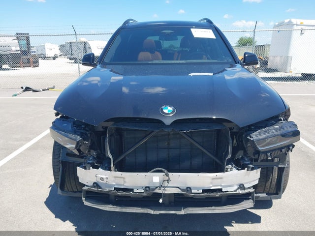 5UX23EM04P9N64018 BMW X7
