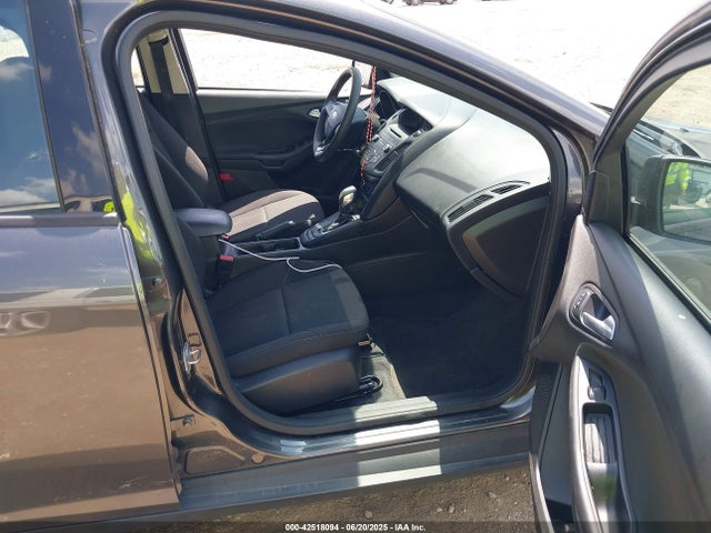 Ford 2016 2016 1FADP3F26GL317853 Image 5