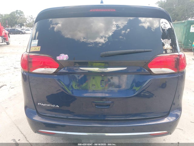 Chrysler Pacifica 2017 2C4RC1BG4HR821604 Image 17