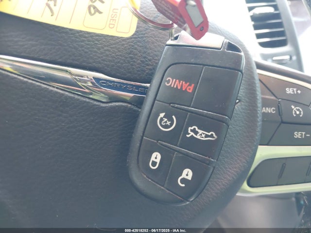 Chrysler 300 2017 2C3CCAAG2HH560166 Image 11