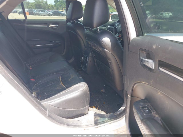 Chrysler 300 2017 2C3CCAAG2HH560166 Image 8