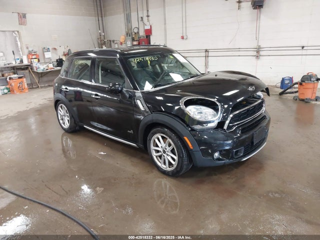 2015 MINI COUNTRYMAN WMWZC5C54FWM19796 Photo 0