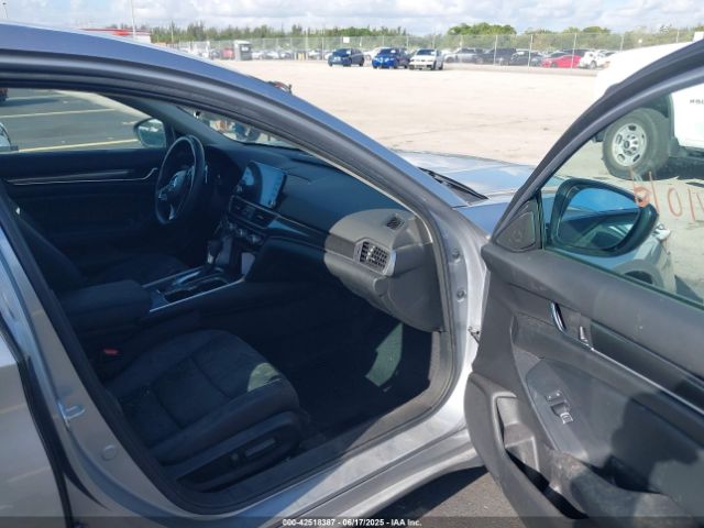 1HGCV1F43NA007493 Honda Accord Sport Special Edition