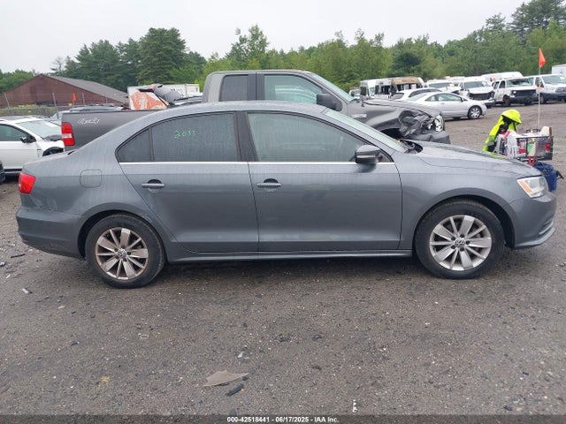 3VWD07AJ7FM324406 Volkswagen 1.8t