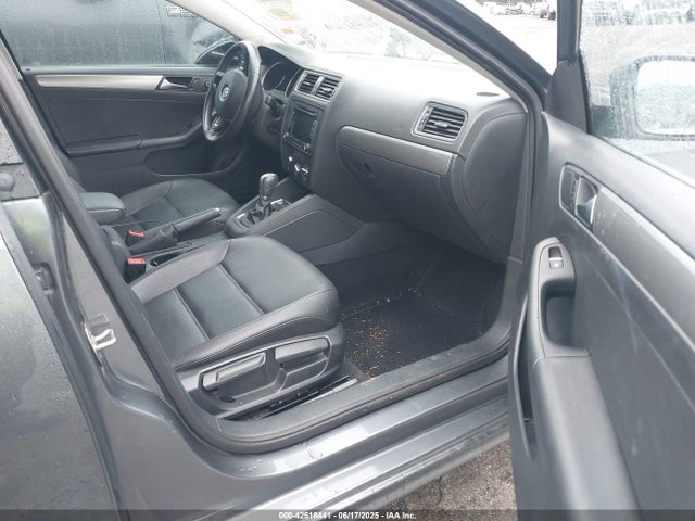 3VWD07AJ7FM324406 Volkswagen 1.8t