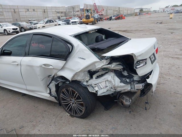 WBAJA9C52KB388172 BMW 2019