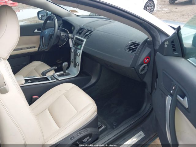 2012 VOLVO C70 YV1672MC8CJ130705 Photo 4