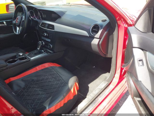 WDDGF8AB2EA943252 Mercedes-Benz C 300 Luxury 4matic/sport 4matic