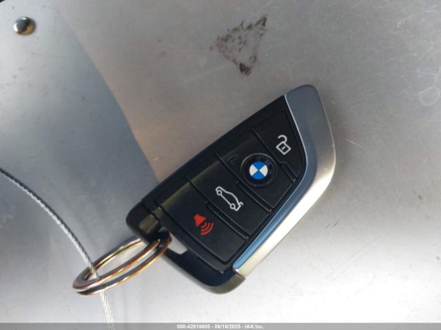 5UXTR7C53KLR51277 BMW X3 Sdrive30i