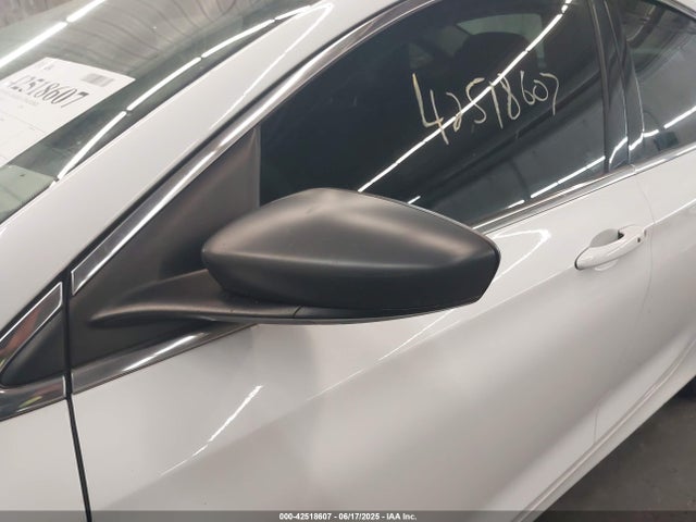 Продаж на аукціоні авто 2015 Chrysler 200 Limited, vin: 1C3CCCAB3FN748277, номер лоту: 42518607
