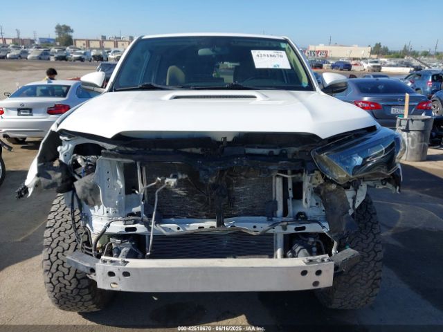 JTEBU5JR9H5414153 Toyota 4RUNNER SR5
