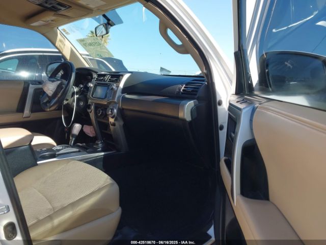 JTEBU5JR9H5414153 Toyota 4RUNNER SR5