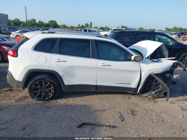 1C4PJMCS9EW247554 Jeep Cherokee Latitude