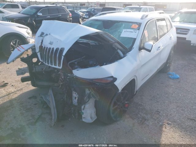 1C4PJMCS9EW247554 Jeep Cherokee Latitude