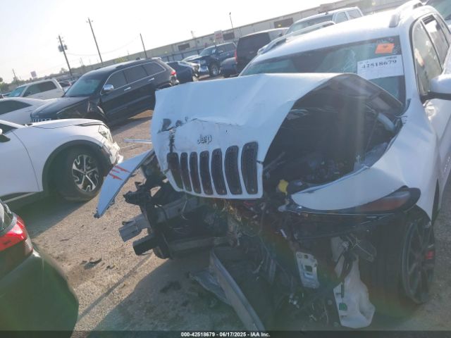 1C4PJMCS9EW247554 Jeep Cherokee Latitude