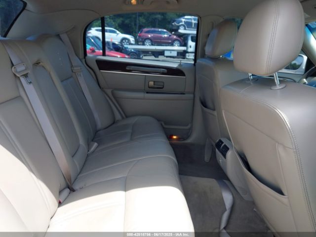 2009 LINCOLN TOWN CAR 2LNHM82V19X635866 Photo 7
