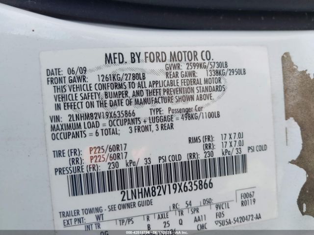 2009 LINCOLN TOWN CAR 2LNHM82V19X635866 Photo 8