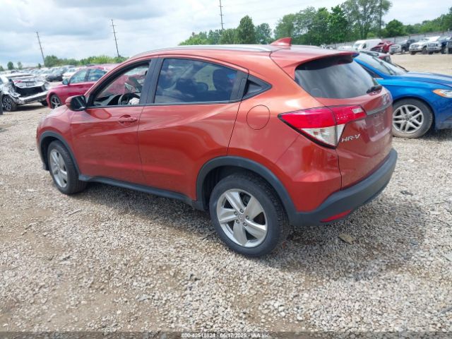 2019 HONDA HR-V 3CZRU6H5XKM701203 Photo 2