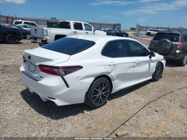 2024 TOYOTA CAMRY 4T1G11AK7RU204314 Photo 3
