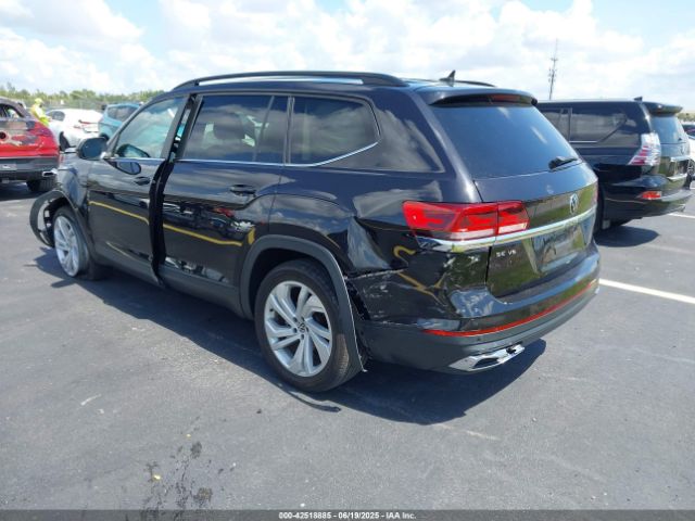 2021 VOLKSWAGEN ATLAS 1V2WR2CA1MC607768 Photo 2