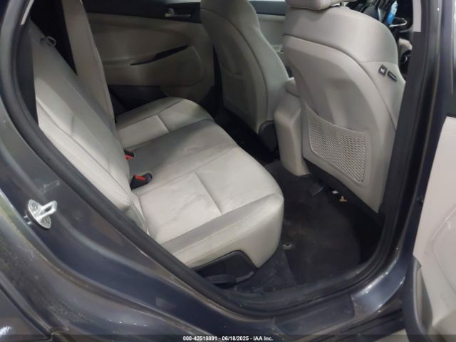 2018 HYUNDAI TUCSON KM8J3CA44JU746455 Photo 7