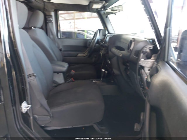 1C4BJWDG6HL604310 Jeep Wrangler