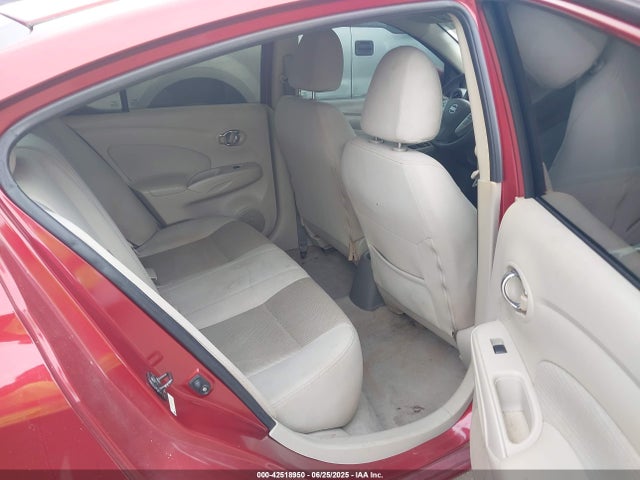 3N1CN7AP5GL802112 Nissan 2016