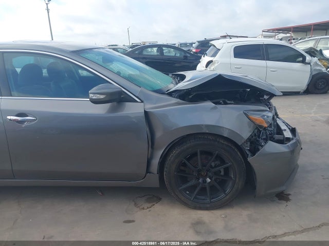 1N4BL3AP0GC156647 Nissan 2016